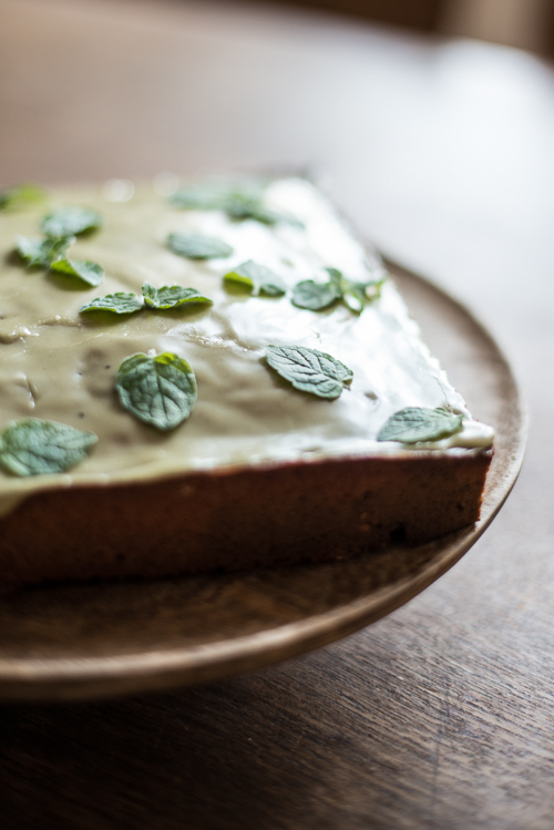 Marmorkage med hvid chokolade, matcha, citron og ingefær