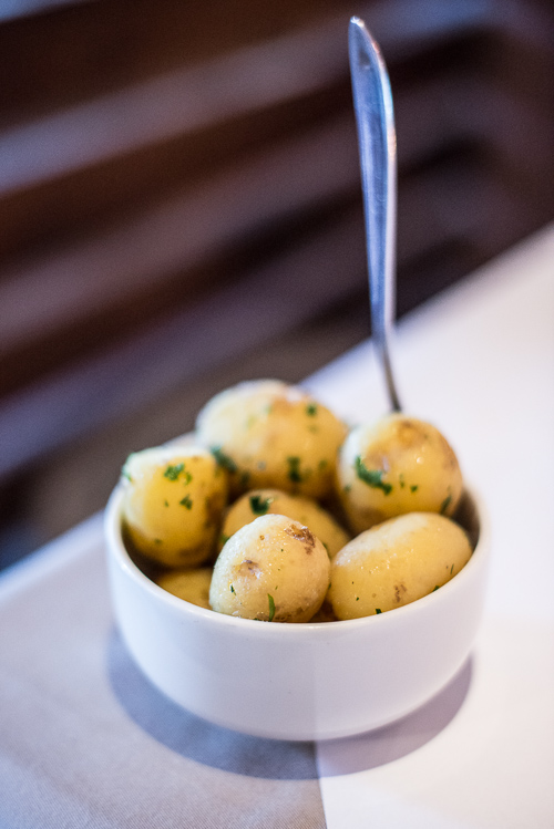 Små, nye kartofler godt til perfektion